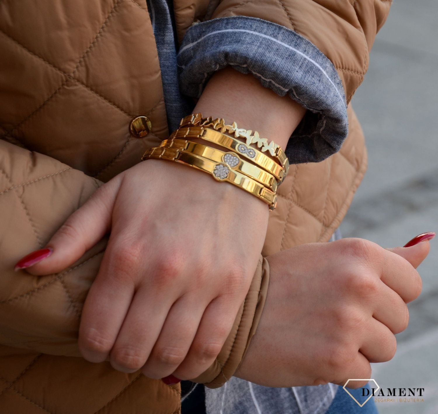 Bransoleta Nomination 021111001.jpg